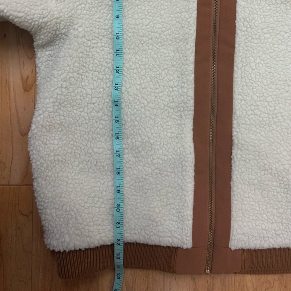 Lovers + Friends Revolve Simone Faux Fur Sherpa Quilted Jacket - Picture 9 of 9